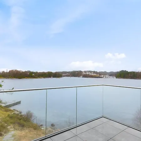 High-end With Private Rooftop And Sea Line וילה