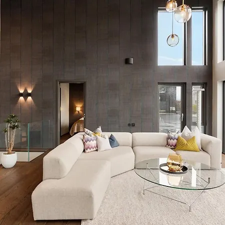 High-end With Private Rooftop And Sea Line Villa *