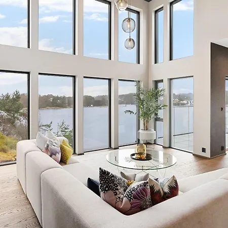 High-end With Private Rooftop And Sea Line וילה